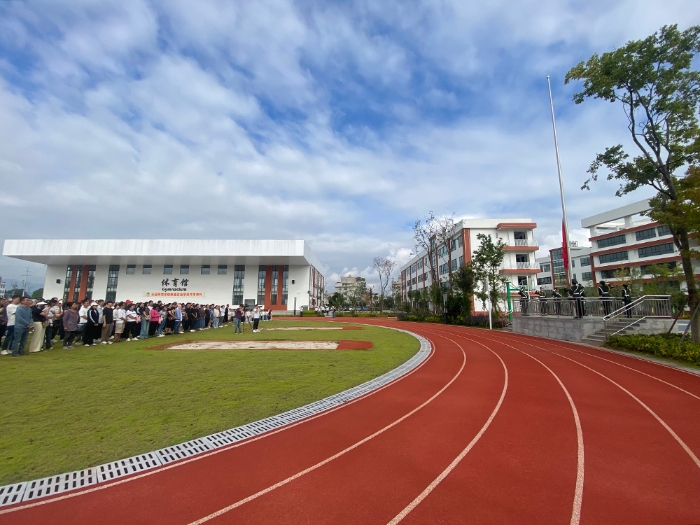 玉溪师范学院附属实验学校打造老百姓家门口的好学校