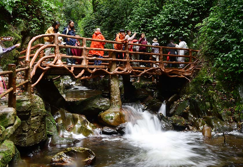 有一种叫云南的生活 旅居云南｜畅游哀牢山邂逅山水间