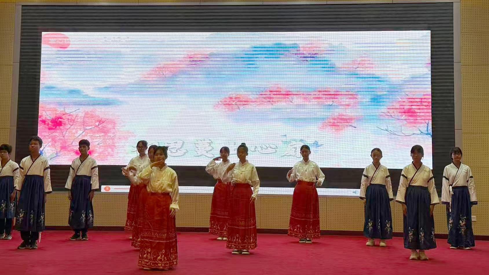玉溪特校师生诵读经典打造书香校园
